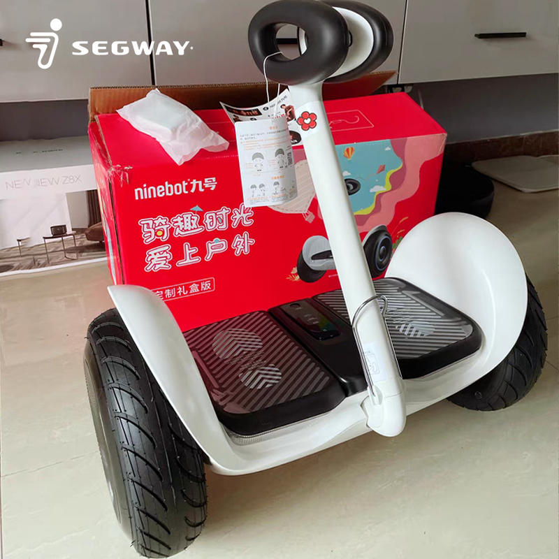 Бестселлер CL 2025, новый кита – обзор и цена Kids Ride On Suitcase Scooter